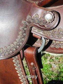 Beautiful OrthoFlex Western Saddle 15 Seat