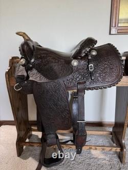 Beautiful Simco Fully Tooled Western Saddle 14.5 Seat #5674 Very Solid