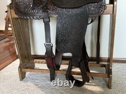 Beautiful Simco Fully Tooled Western Saddle 14.5 Seat #5674 Very Solid