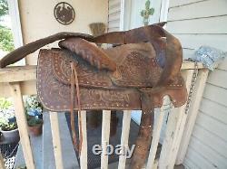 Beautiful Tooled Leather Western Horse Saddle 14.5 seat #CF REDUCED