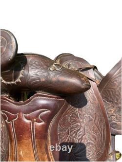 Beautiful Used/Vintage 15 Big Horn King tooled/buckstitched Western saddle