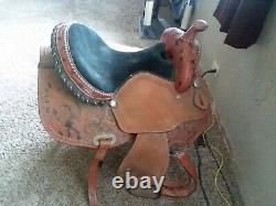 Beautiful hardly used 15 western saddle