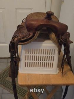 Beautifully Tooled Vintage Western Saddle Leather 15 inch Youth Riding Roping
