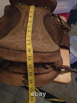Beautifully Tooled Vintage Western Saddle Leather 15 inch Youth Riding Roping