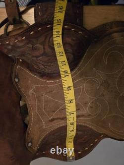 Beautifully Tooled Vintage Western Saddle Leather 15 inch Youth Riding Roping