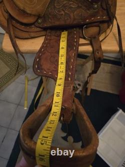 Beautifully Tooled Vintage Western Saddle Leather 15 inch Youth Riding Roping