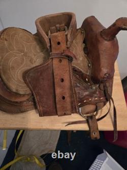 Beautifully Tooled Vintage Western Saddle Leather 15 inch Youth Riding Roping