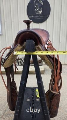 Big Horn Pioneer P1 saddle 12 inch seat