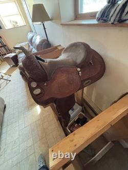 Billy Cook Used Western saddle Comfy 16 seat! Too narrow for my new horse