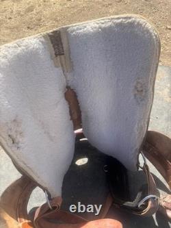 Billy Cook Used Western saddle Comfy 16 seat! Too narrow for my new horse