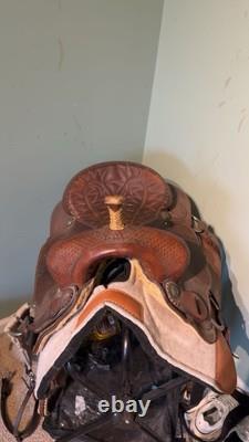 Billy Cook western barrel saddle. In great condition