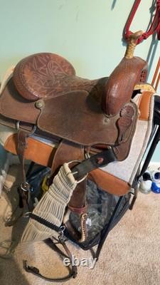 Billy Cook western barrel saddle. In great condition
