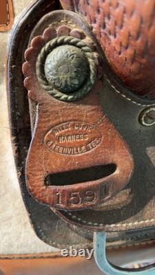 Billy Cook western barrel saddle. In great condition