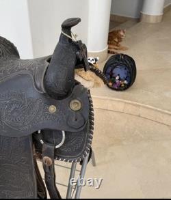 Black Tooled Leather Traditional Western Pleasure/Trail Saddle 15 in for Horse
