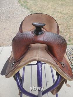 Bob Marshall by Circle Y Treeless Western Sports Saddle 14 Round Skirt