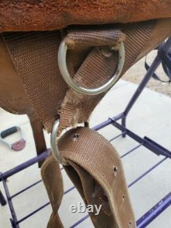 Bob Marshall by Circle Y Treeless Western Sports Saddle 14 Round Skirt