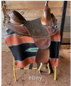 Bob Marshall treeless western saddle