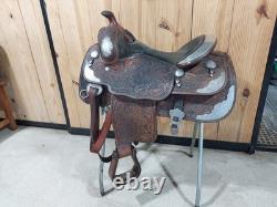 Bob's Custom 15 1/2 Western Show Saddle, 6 1/4 Gullet. Real Silver Made In USA