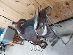 Bob's Custom 15 1/2 Western Show Saddle, 6 1/4 Gullet. Real Silver Made In USA