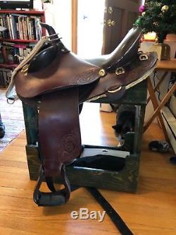 Brisbane Roughout Trail Saddle with Horn