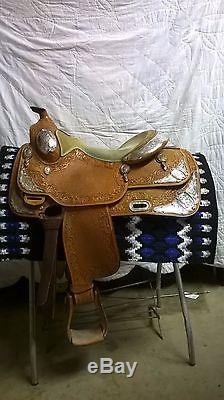 Broken Horn Show Saddle 15.5 seat