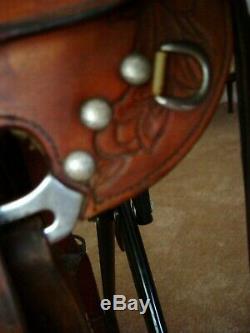 Broken Horn Western Saddle