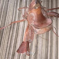 Brown Leather Barrel Racing Saddle Traditional Design with Stirrups Sheepskin