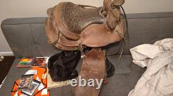 Brown Leather Western Pleasure/Trail Saddle 15 in Traditional Design for Horse