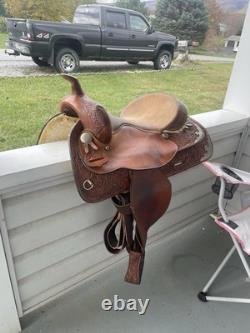 Brown Tooled Leather Show Saddle 15 in Traditional Western Leather