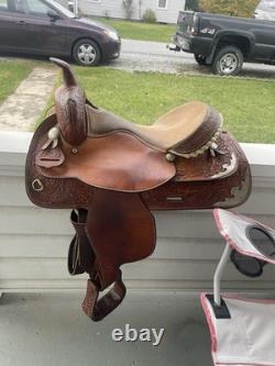 Brown Tooled Leather Show Saddle 15 in Traditional Western Leather