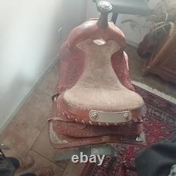 Brown Tooled Leather Western Pleasure Trail Saddle, 16 Inch Traditional Seat
