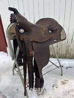 CIRCLE Y Western Pleasure SILVER SHOW Saddle 15 Tooled Leather LOVELY