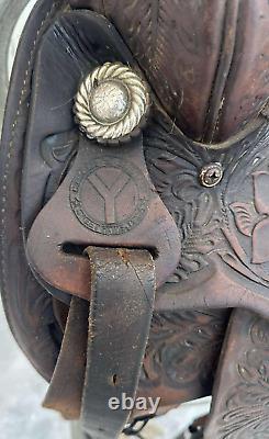 CIRCLE Y Western Pleasure SILVER SHOW Saddle 15 Tooled Leather LOVELY