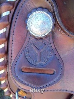 CIRCLE Y Western Show Saddle 15 SILVER CONCHOS Padded Seat BEAUTIFUL