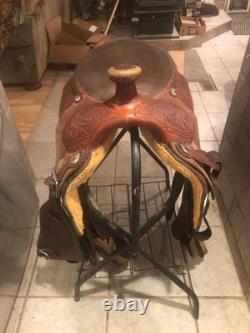 Cactus Roping Saddle 15 Lightly Used