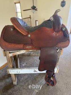 Caldwell Saddle