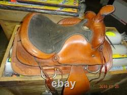 Circle Bar Y western saddle