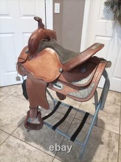 Circle M Pleasure/Trail Saddle Brown Leather 15 in Traditional Western Design