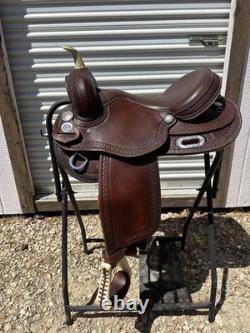 Circle P Winchester 16 Western Saddle
