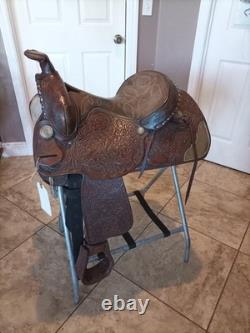 Circle Y 15 in Brown Leather Western Pleasure Trail Saddle Traditional Design