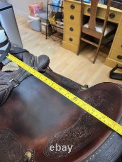 Circle Y 16 Wade Buckaroo Saddle