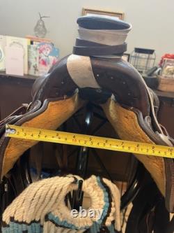 Circle Y 16 Wade Buckaroo Saddle
