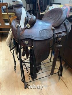 Circle Y 16 Wade Buckaroo Saddle