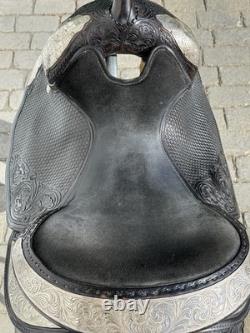 Circle Y 16 Western Show Saddle with Harris Silver Headstall & Saddle Bag