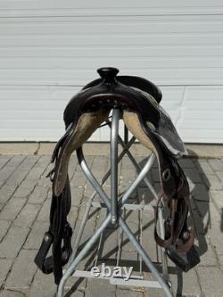 Circle Y 16 Western Show Saddle with Harris Silver Headstall & Saddle Bag