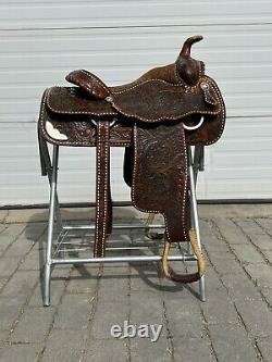 Circle Y Buck Stitch 15 Western Saddle