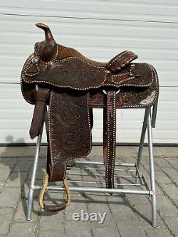 Circle Y Buck Stitch 15 Western Saddle