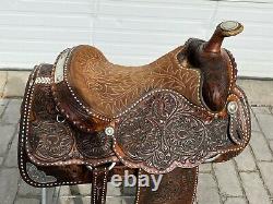 Circle Y Buck Stitch 15 Western Saddle