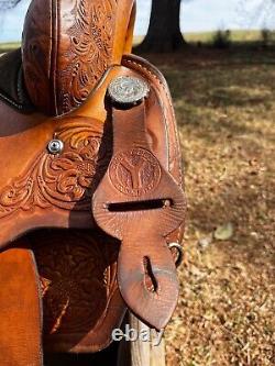 Circle Y Equitation Western Show Saddle 14 for Horsemanship and All Around Used