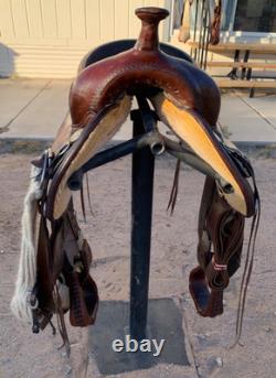 Circle Y Flex Lite Western Saddle Round Skirt 15 Fully Rigged Wide Tree